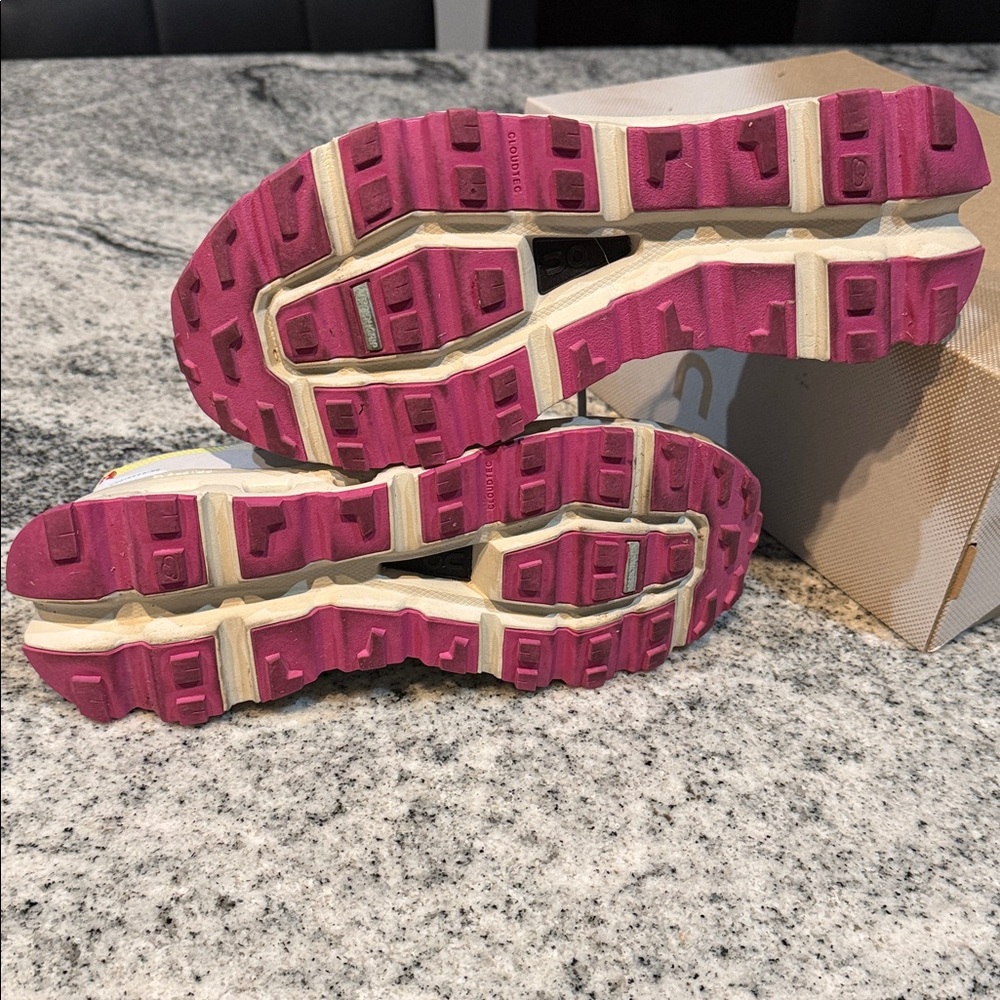 ON Women's Cloudvista Athletic Shoes - White and Pink - Picture 3 of 6